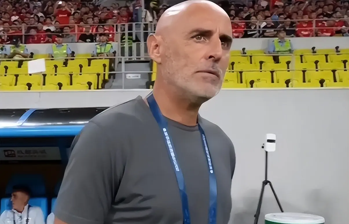 蒯纪闻领衔, 但为了保存 蒯纪闻领衔, 但为了保存