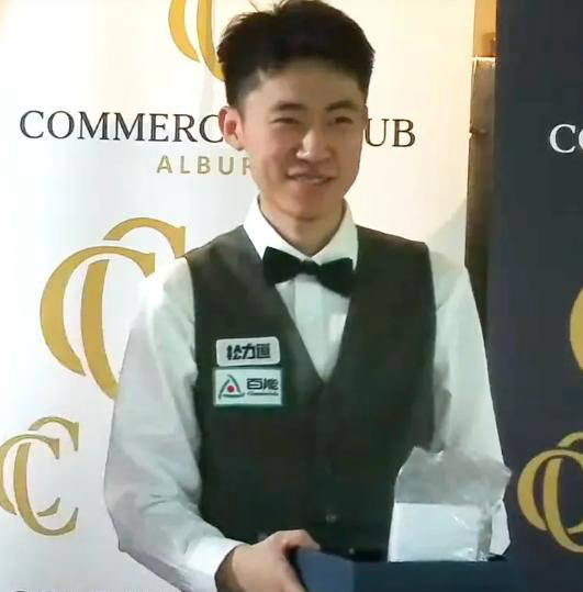 一场逆转胜, 七次对阵霍